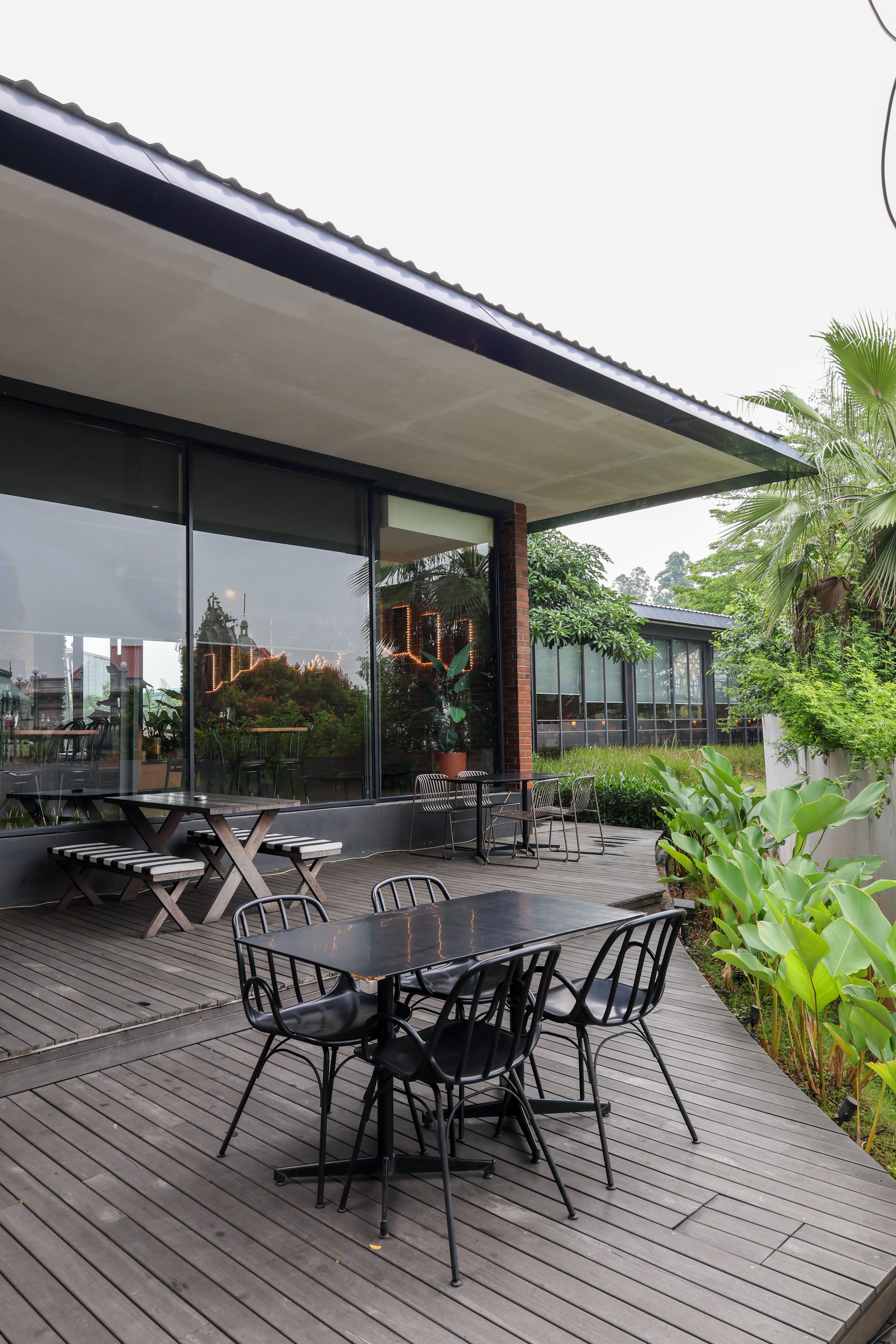 Cafe outdoor deck
