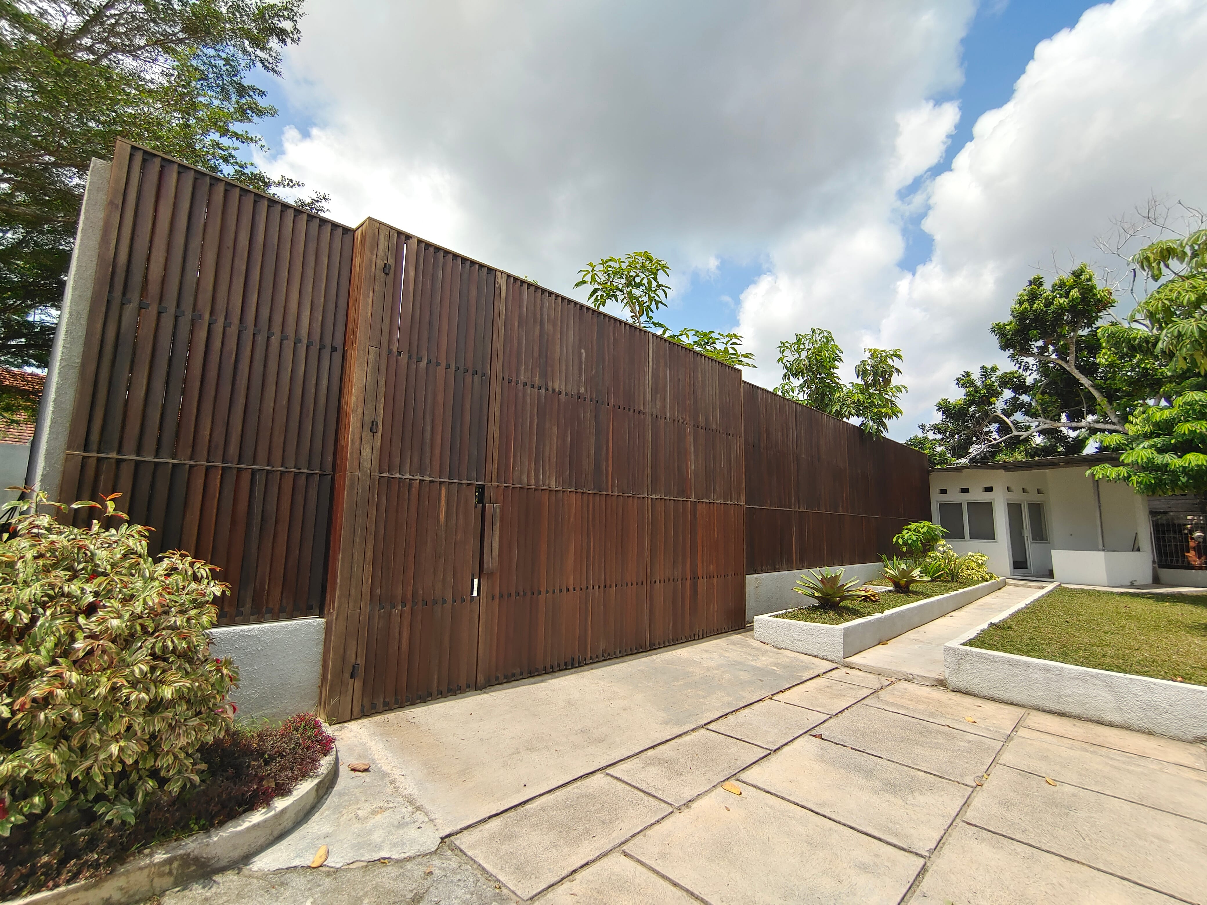 Modern fence panels