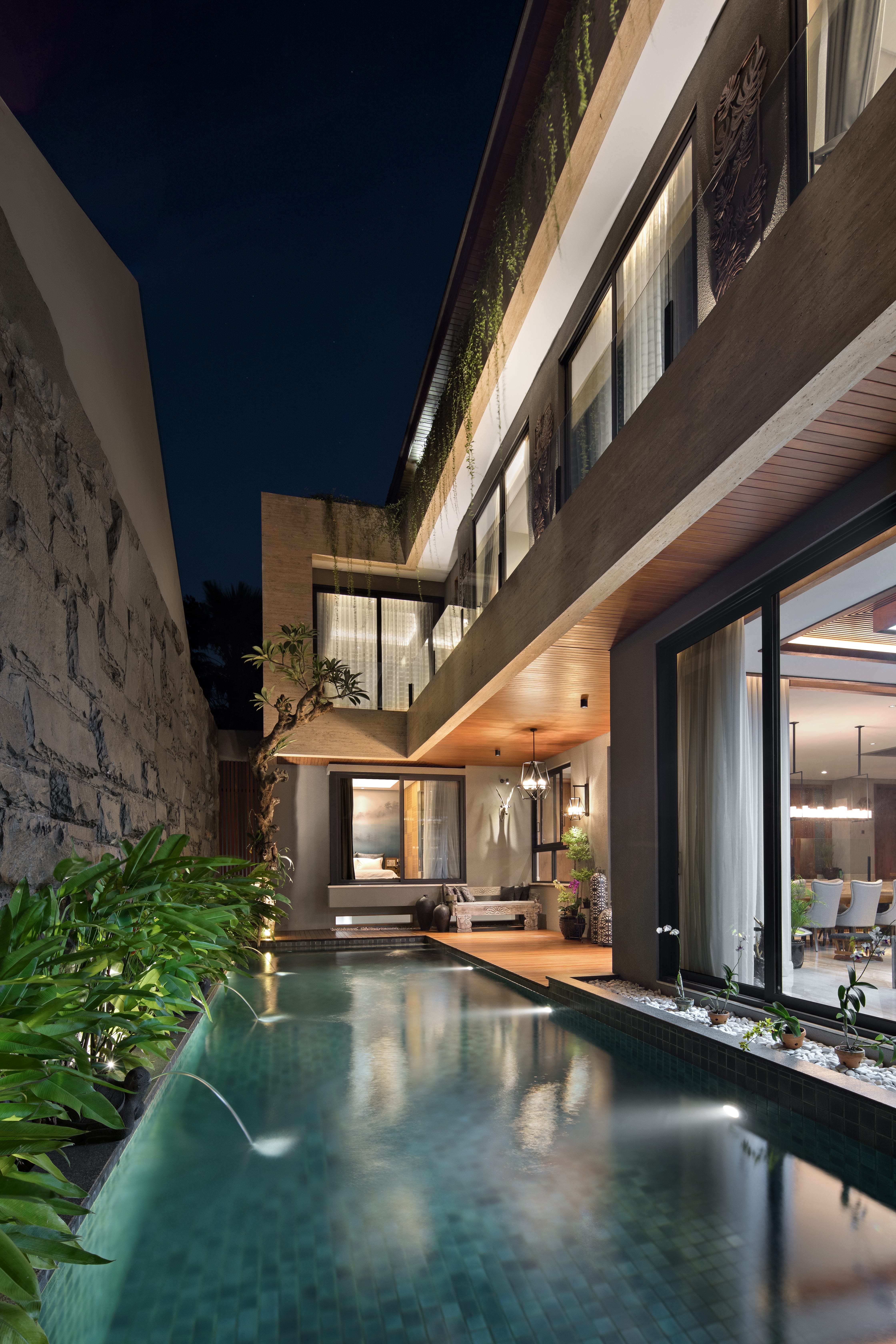 Night view pool ceiling